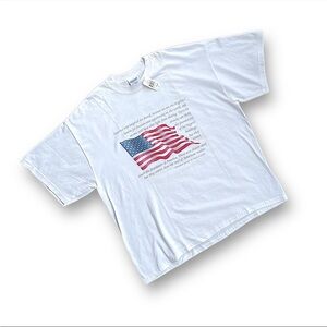 Vintage NWT Gildan White Tee with American Flag Design